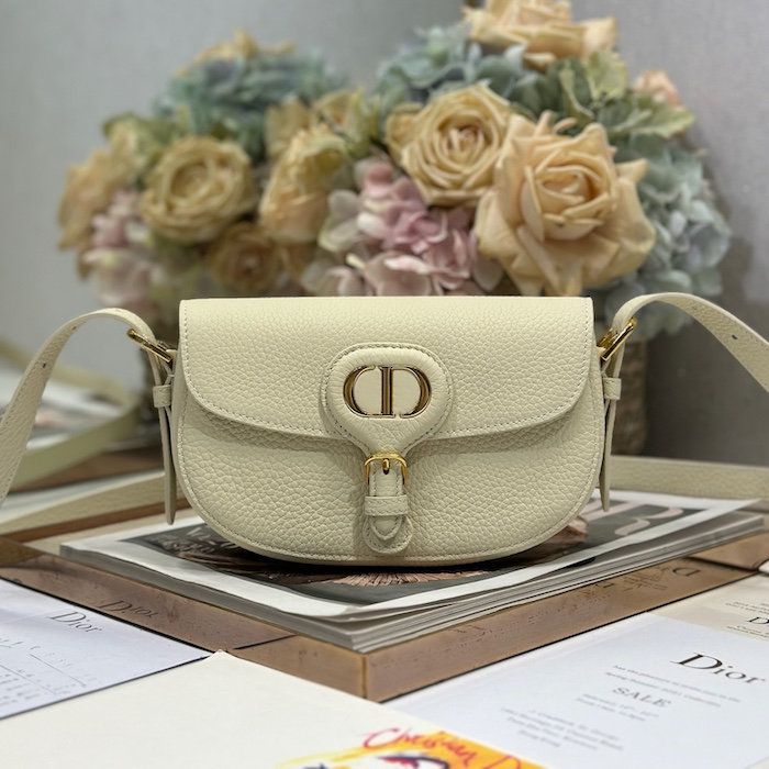 Elegant Dior Bag Replica in Replica Dior Bobby East-West Bag