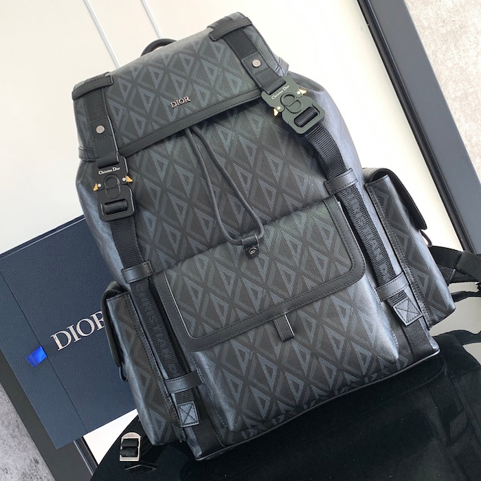 Elegant Dior Bag Replica in Replica Dior Hit The Road Backpack