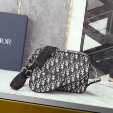 Replica Dior Saddle Triple Pouch Beige and Black Dior Oblique Jacquard