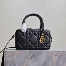 Elegant Dior Bag Replica in My Dior Mini Doctor Bag Black